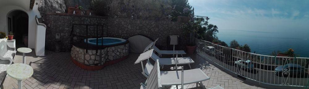 Appartement La Sorgente Del Sole à Positano Extérieur photo